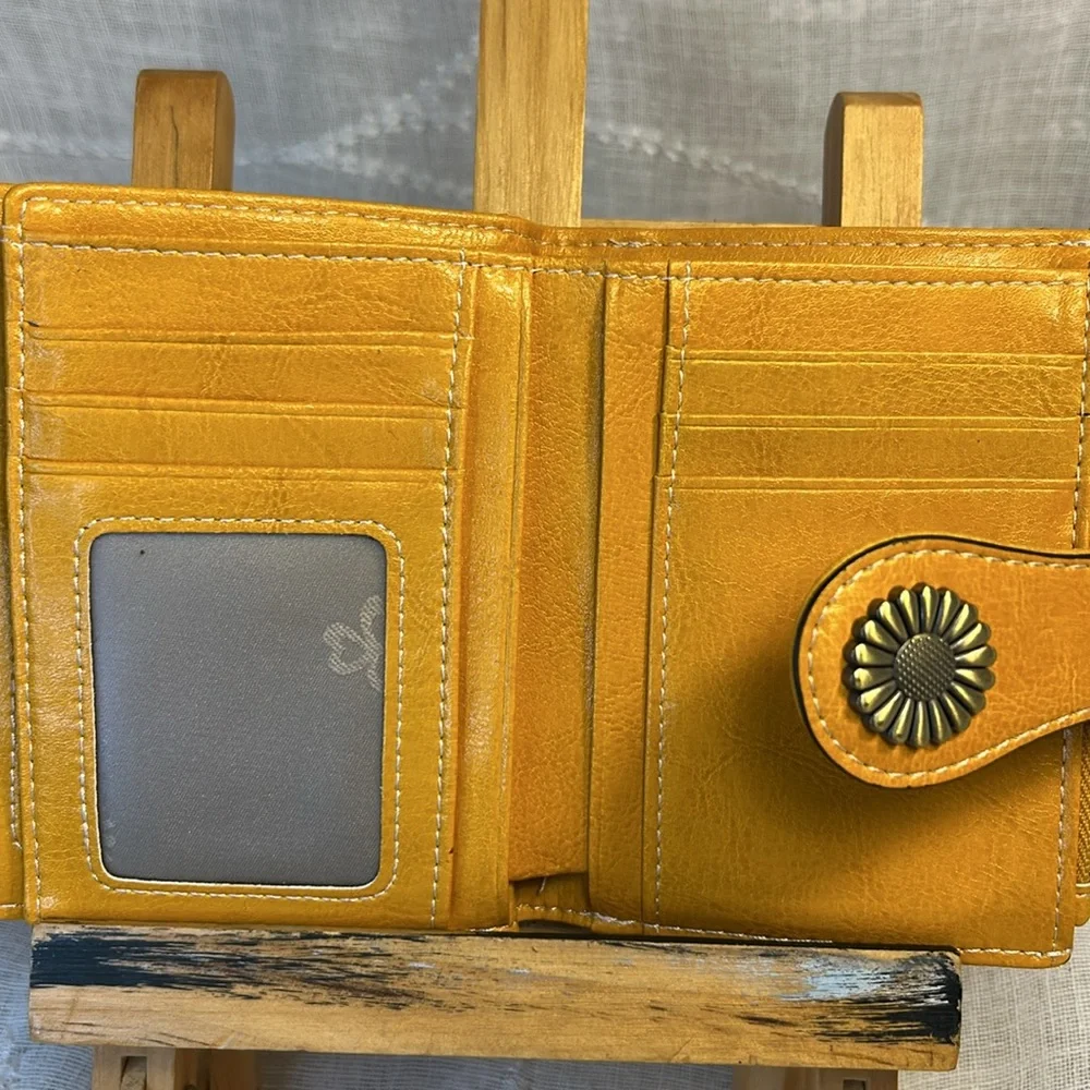 NWOT leather sunflower closure bifold large wallet